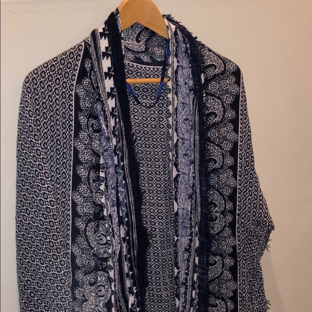 Patterned tunic/wrap/shawl